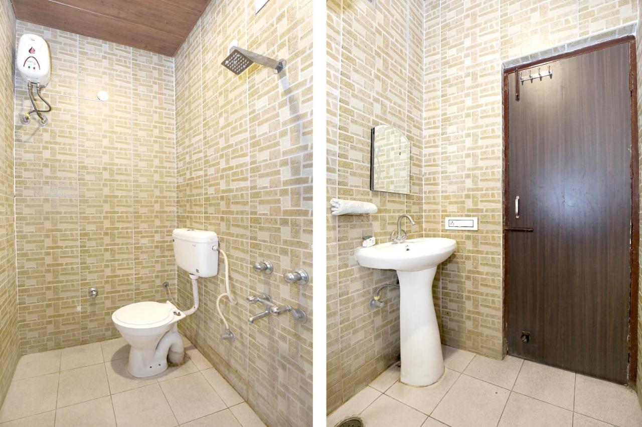 Oyo 8105 Royale Guest House Ludhiana Zewnętrze zdjęcie