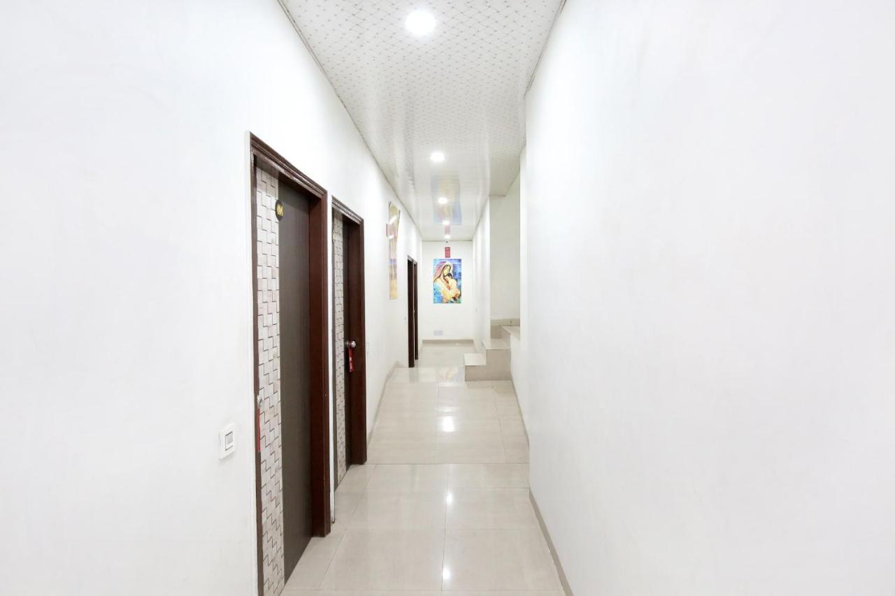 Oyo 8105 Royale Guest House Ludhiana Zewnętrze zdjęcie